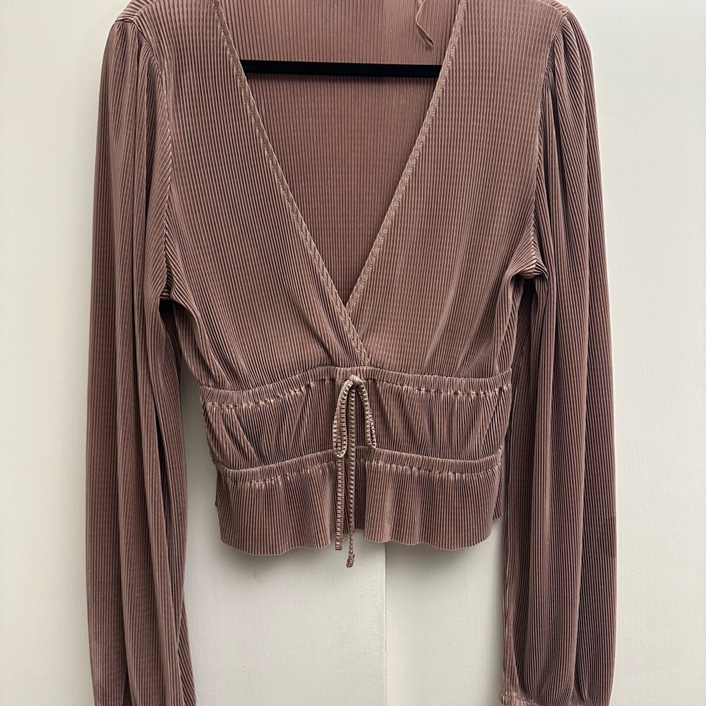 Zara V-Neck Ribbed Blouse in Mauve